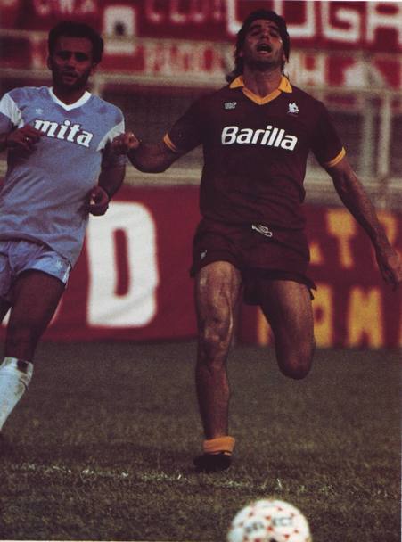 Renato Portaluppi, alla Roma nel 1988-89: 23 presenze, nessun gol. Non era un centravanti, ma al Gremio vinse una Libertadores a suon di magie...